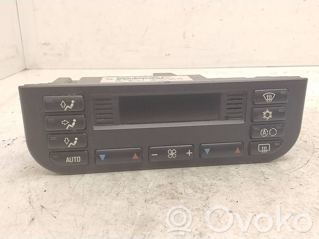 BMW 3 E36 Climate control unit 