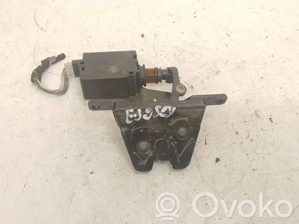 BMW 5 E39 Tailgate/trunk/boot lock/catch/latch 