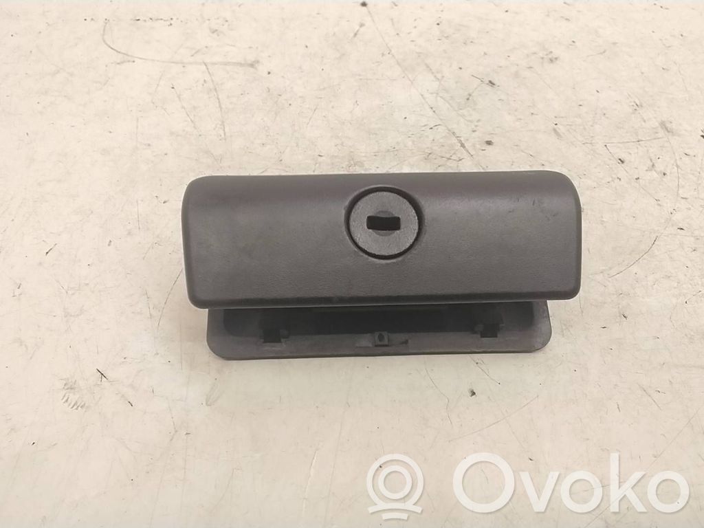 Manecilla de la guantera   PA6GF15