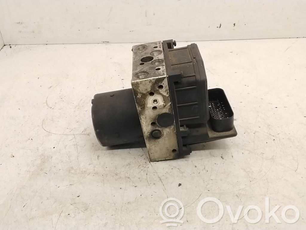 BMW 5 E39 ABS Pump 