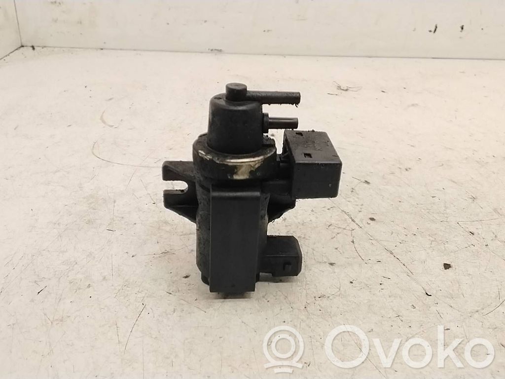 Solenoidinis vožtuvas   72279600,2247906,04T132