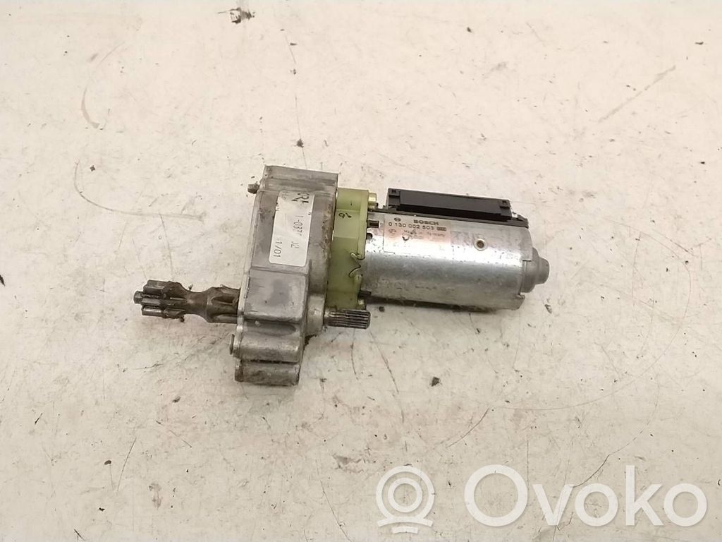 Motor de ajuste del asiento   8352192,0130002503