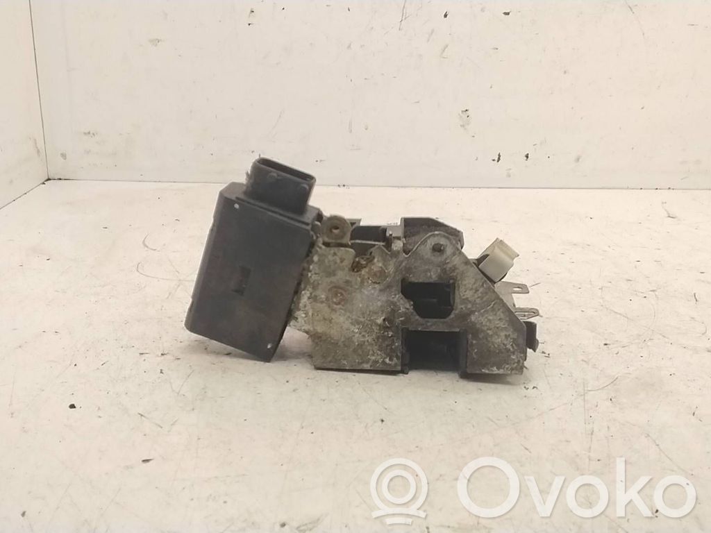 Front door lock   8122203