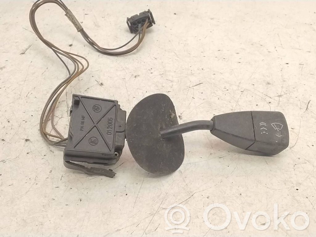 Wiper control stalk   1378118,828736