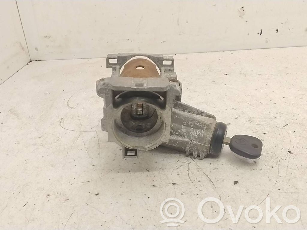 BMW 3 E36 Užvedimo spynelė 