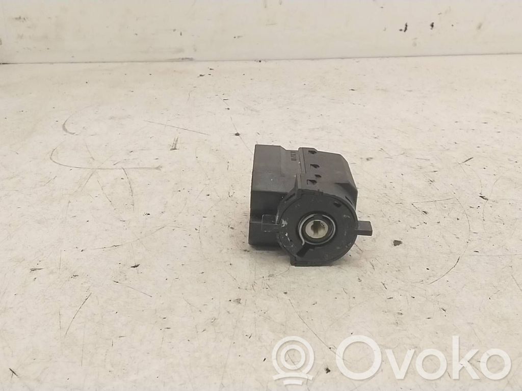 Ignition lock contact   8352011