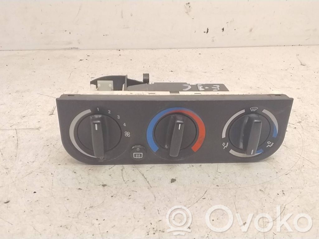 BMW 3 E36 Centralina del climatizzatore 