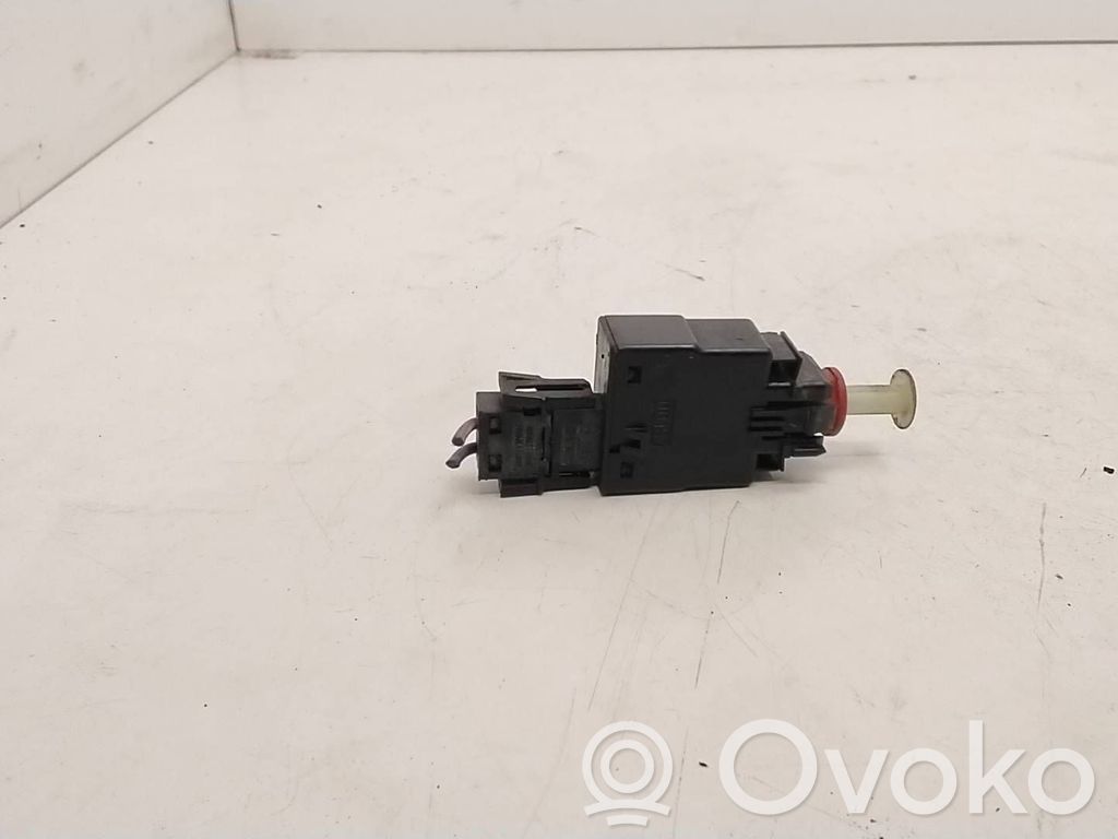 Brake pedal sensor switch   8360420