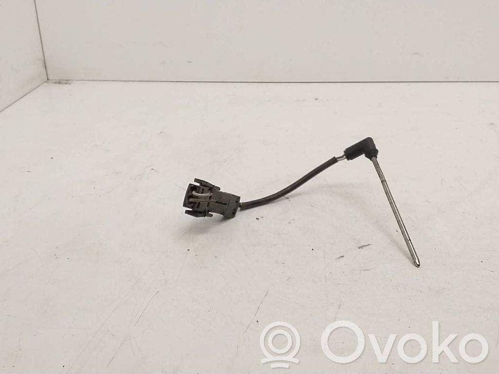 BMW 3 E36 Sisätilojen lämpötila-anturi 