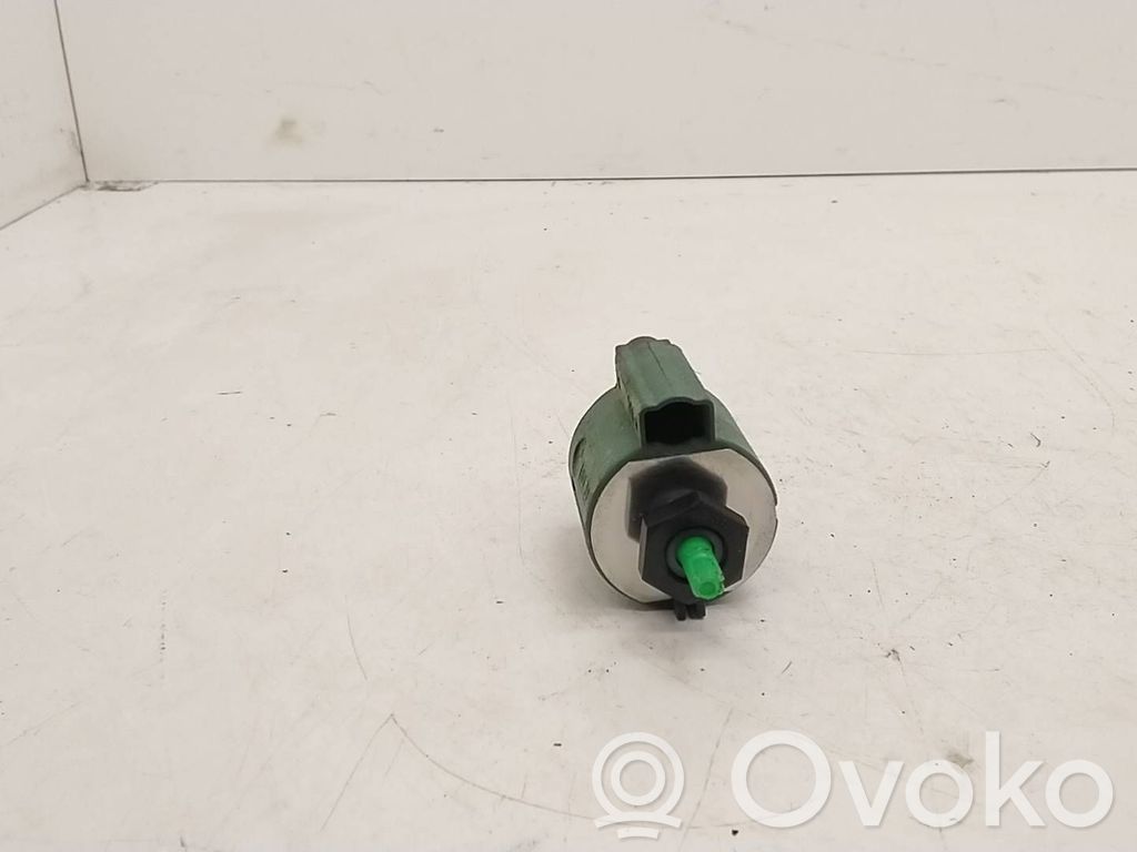 Sumuvalojen kytkin   6901342