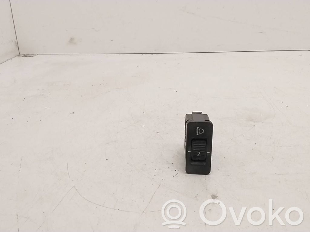 BMW 5 E39 Interruttore di regolazione livello altezza dei fari 