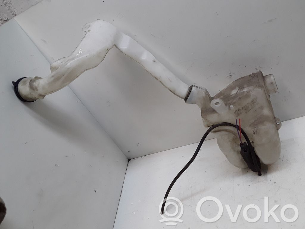 Zbiornik płynu do spryskiwaczy szyby przedniej / czołowej   9680415180