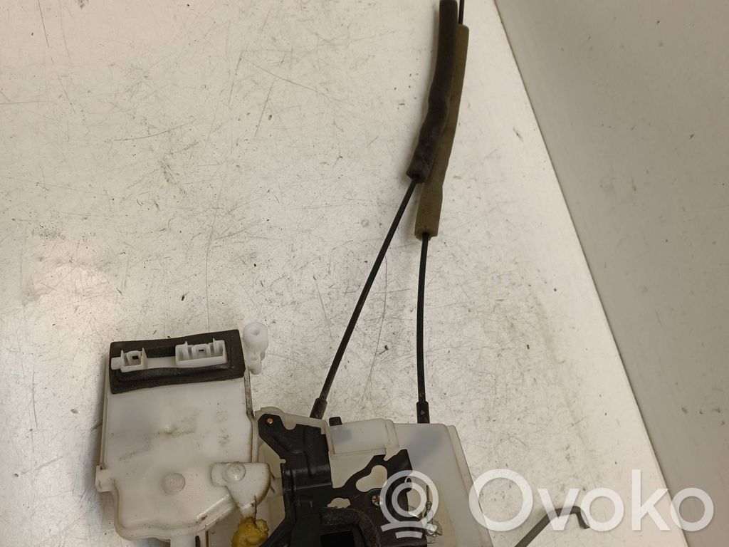 Mazda CX-7 Front door lock 