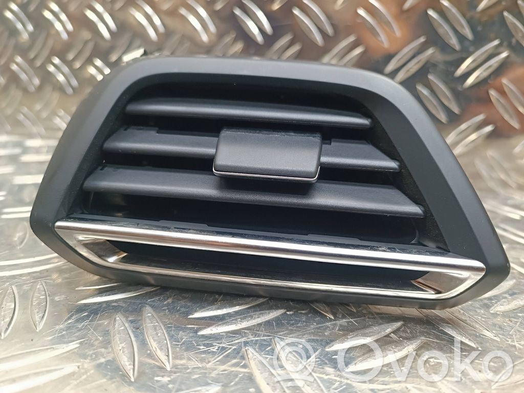 Peugeot 208 II Boczna kratka nawiewu deski rozdzielczej 