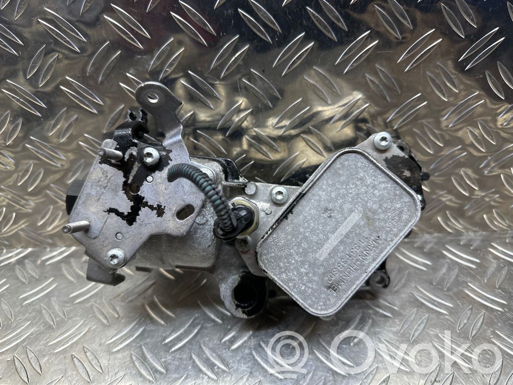 Citroen C3 Oil filter mounting bracket 