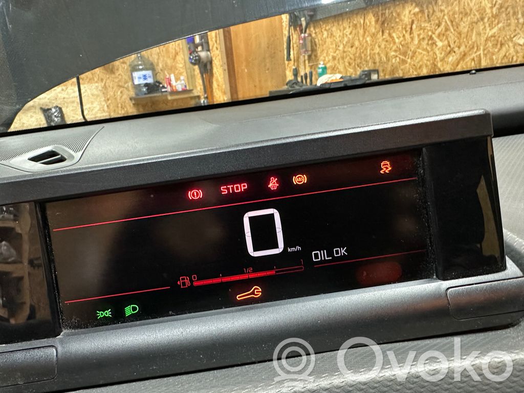 Citroen C4 Cactus Nopeusmittari (mittaristo) 