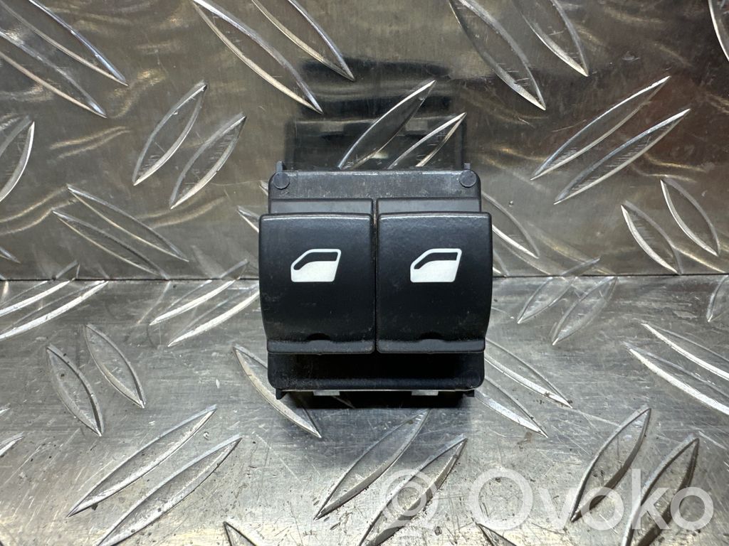 Citroen C4 Cactus Electric window control switch 