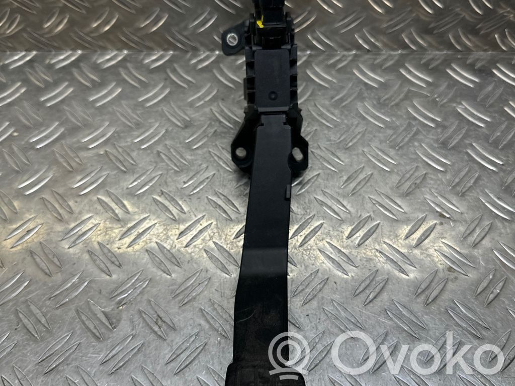 Peugeot 208 II Pedal del acelerador 