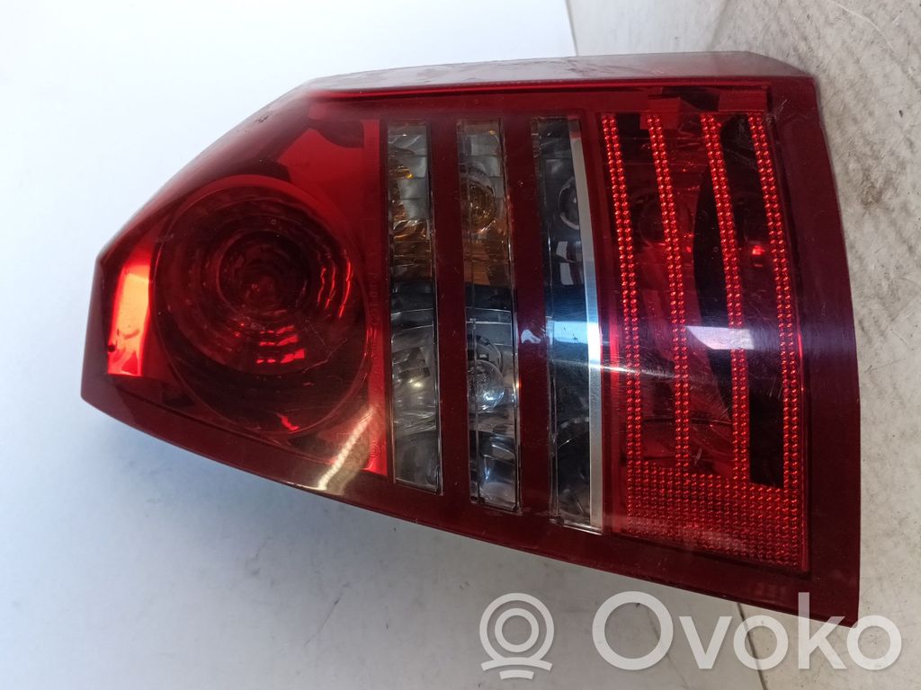 Chrysler 300 - 300C Lampa tylna 