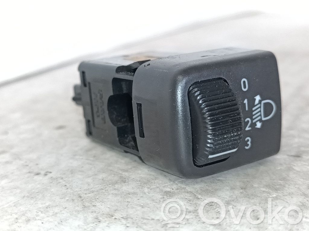 Saab 9-3 Ver1 Žibintų aukščio reguliavimo jungtukas 