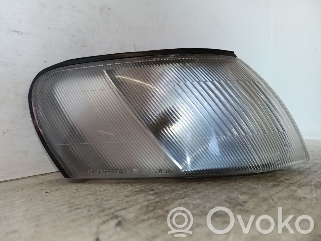 Toyota Corolla E110 Front indicator light 