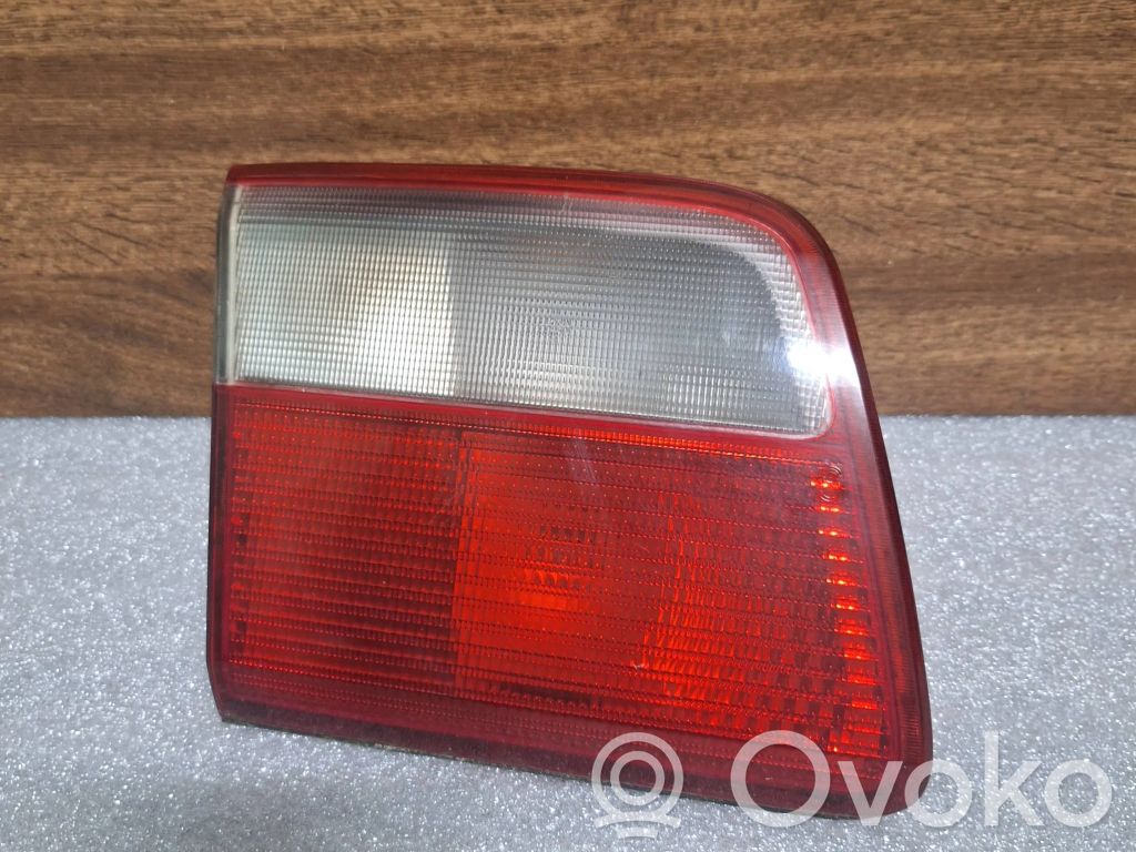 Opel Omega B2 Takaluukun takavalot 