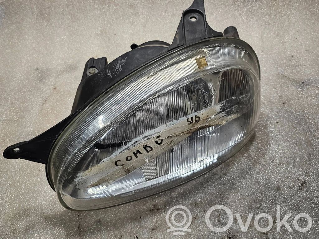 Opel Corsa B Headlight/headlamp 