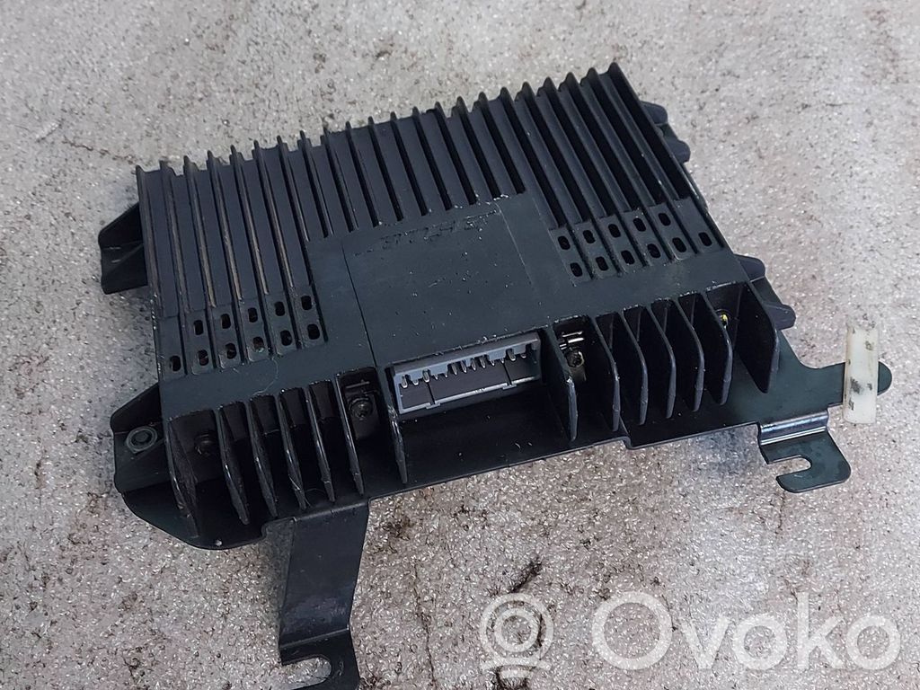 Audi A3 S3 8L Wzmacniacz audio 