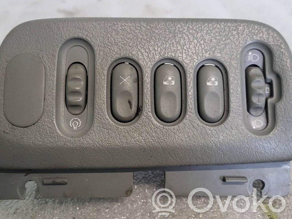Renault Scenic I Electric window control switch 