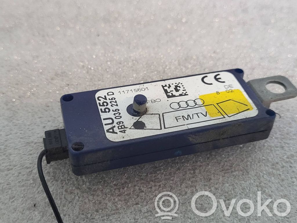 Audi A6 S6 C5 4B Amplificatore antenna 