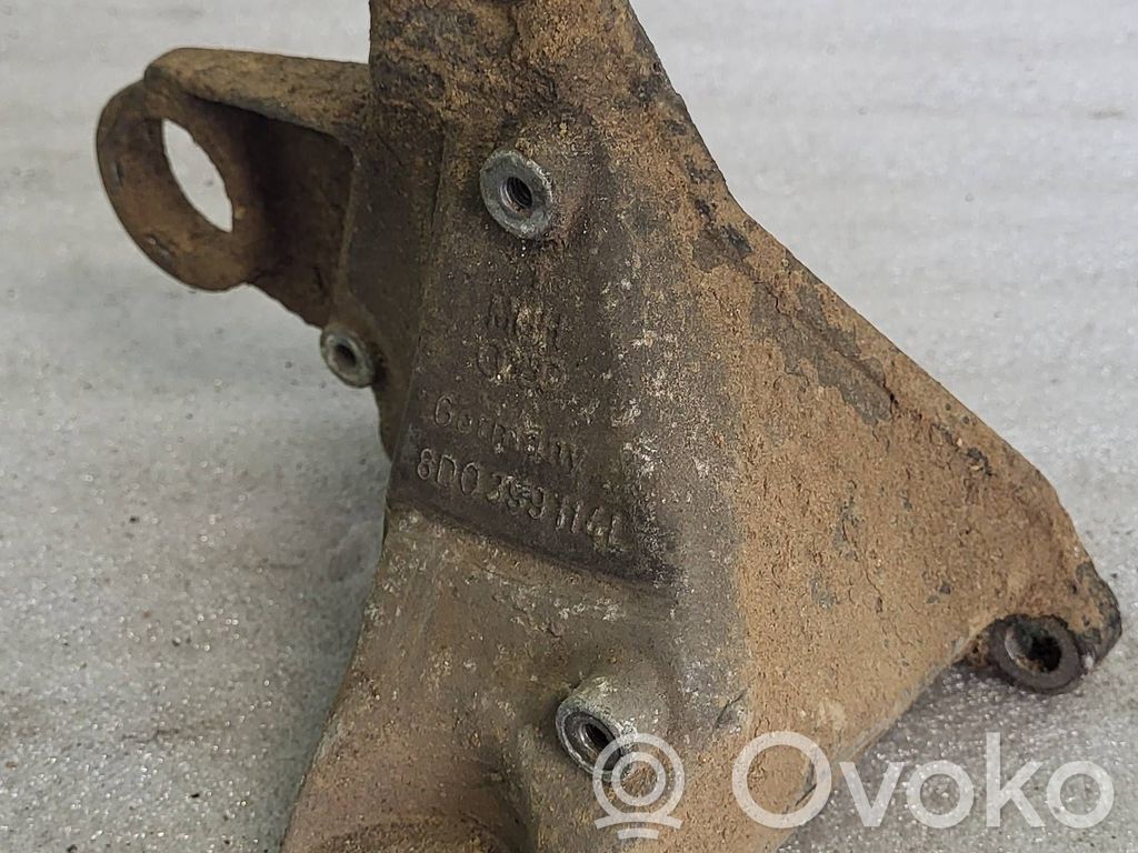 Audi A4 S4 B5 8D Engine mounting bracket 