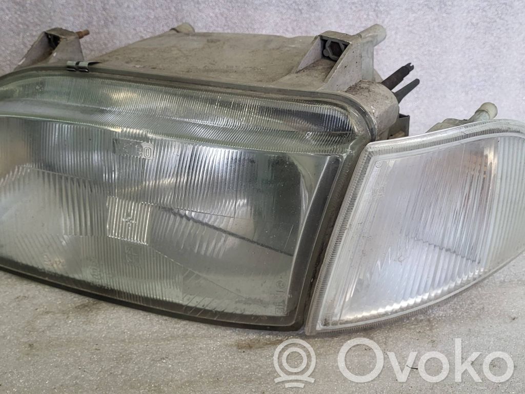Renault Espace II Scheinwerfer 