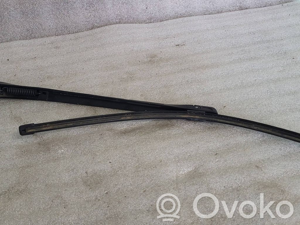 Audi A8 S8 D3 4E Wischerarm vorne 