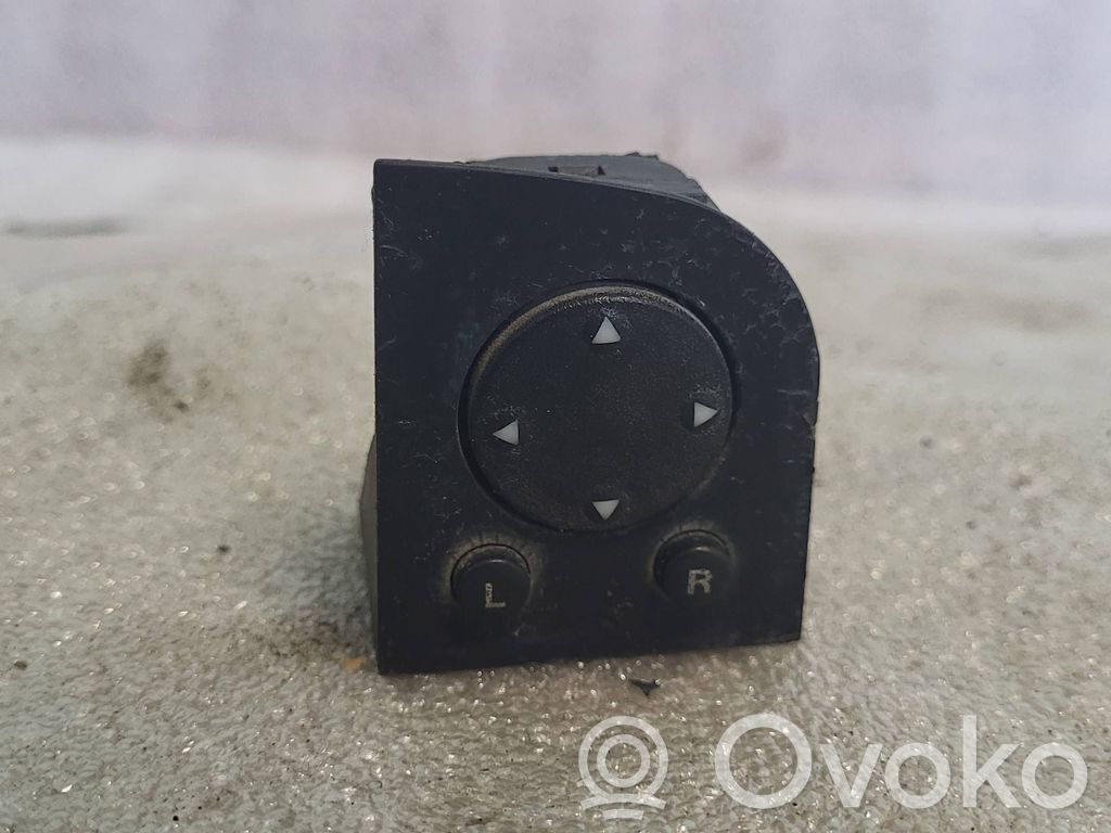 Audi Coupe Wing mirror switch 