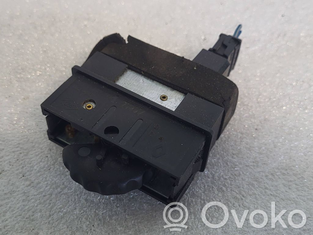 Renault Laguna I Headlight level height control switch 