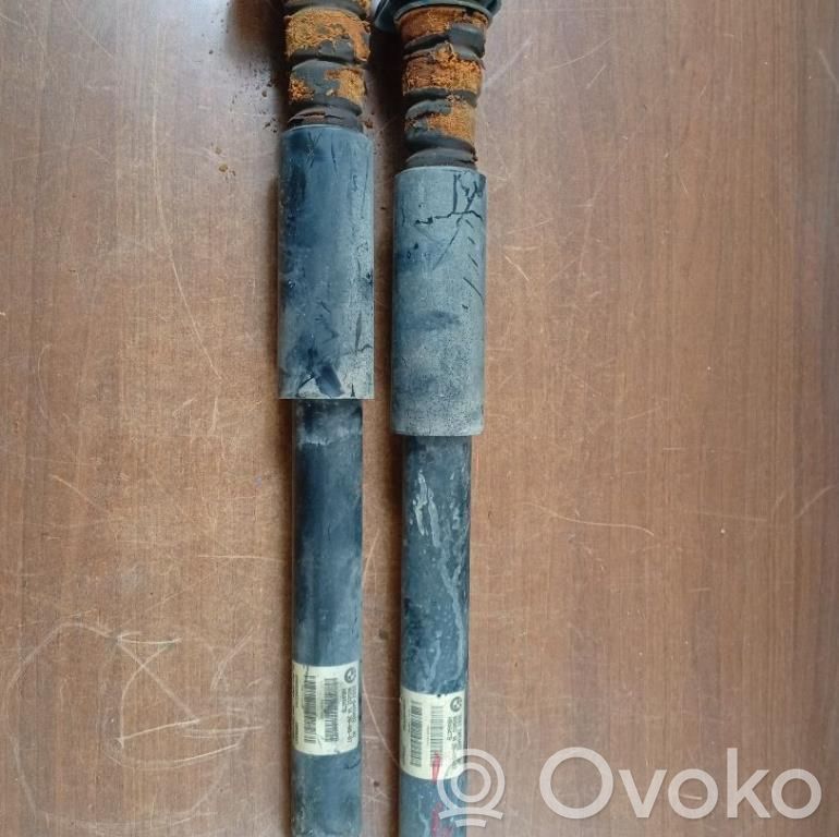 BMW X3 E83 Spyruoklių ir amortizatorių komplektas (Priekinių ir galinių) 