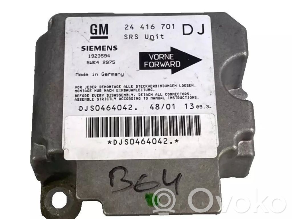 Opel Vectra B Airbag control unit/module 