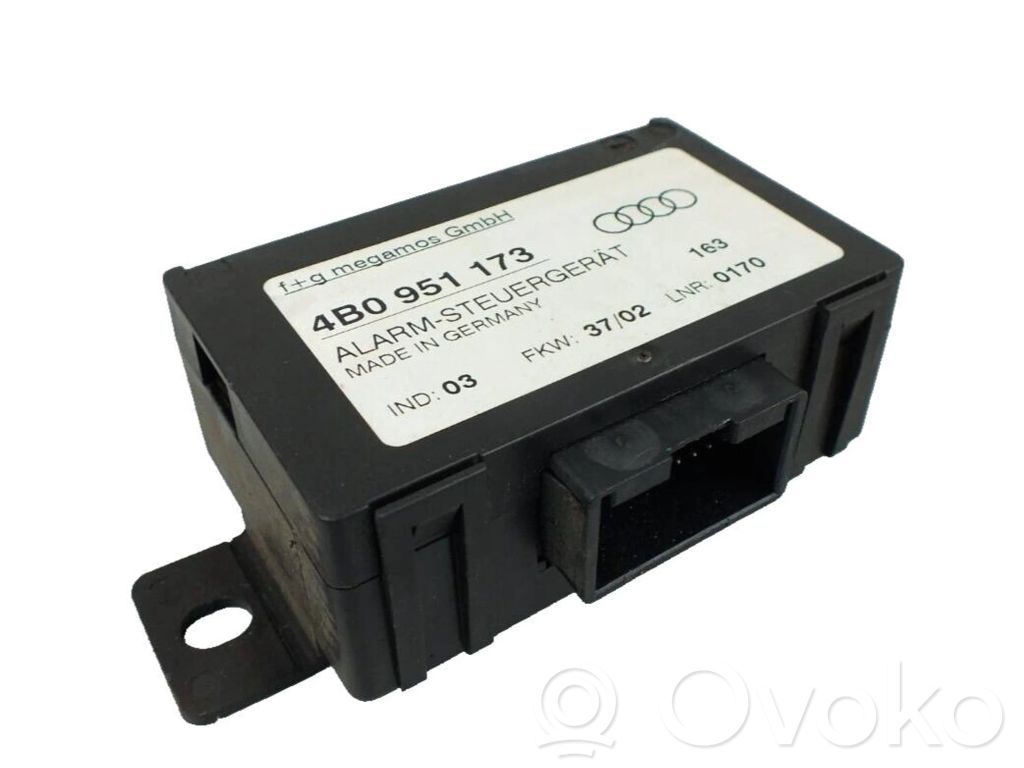 Audi A3 S3 8L Alarm control unit/module 