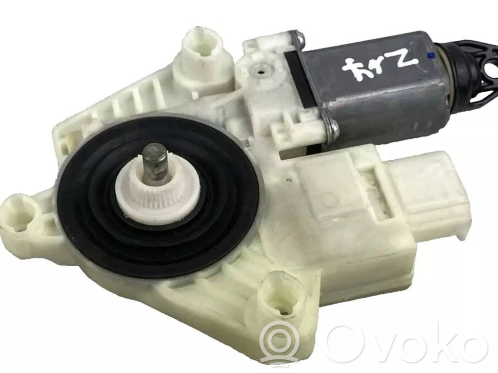 BMW 7 G11 G12 Silnik regulatora szyby drzwi przednich 