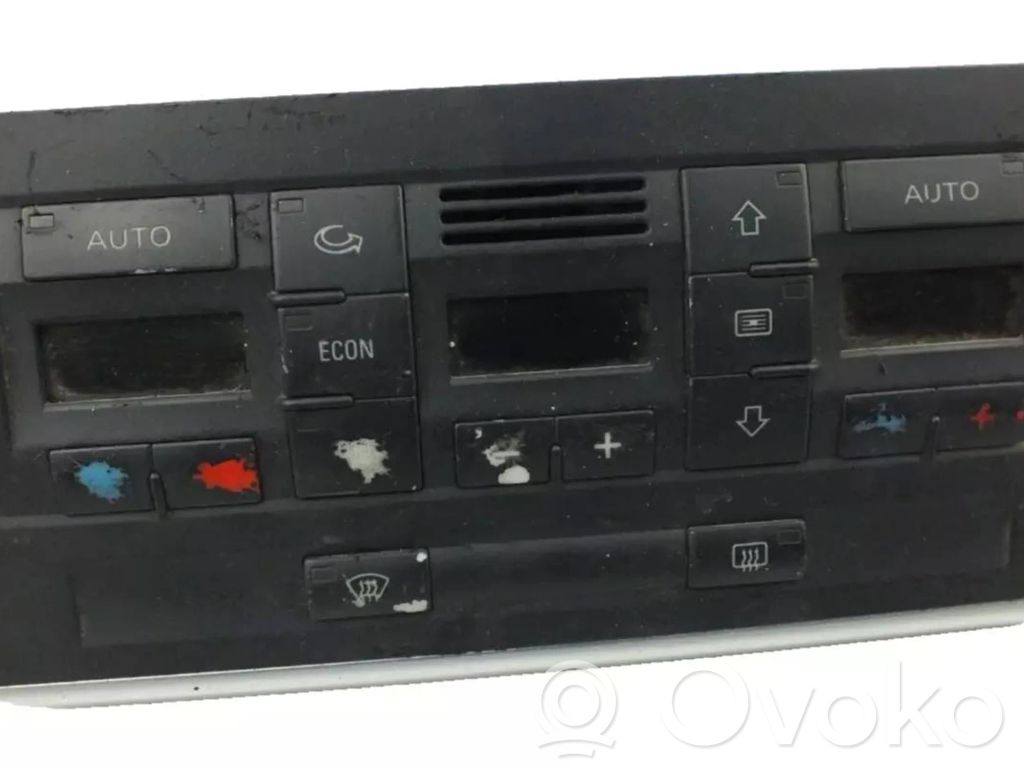 Audi A4 S4 B6 8E 8H Climate control unit 