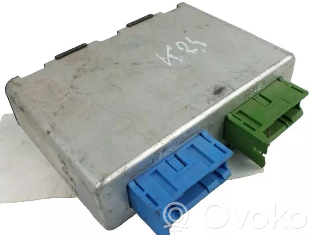 BMW 5 E34 Komforto modulis 