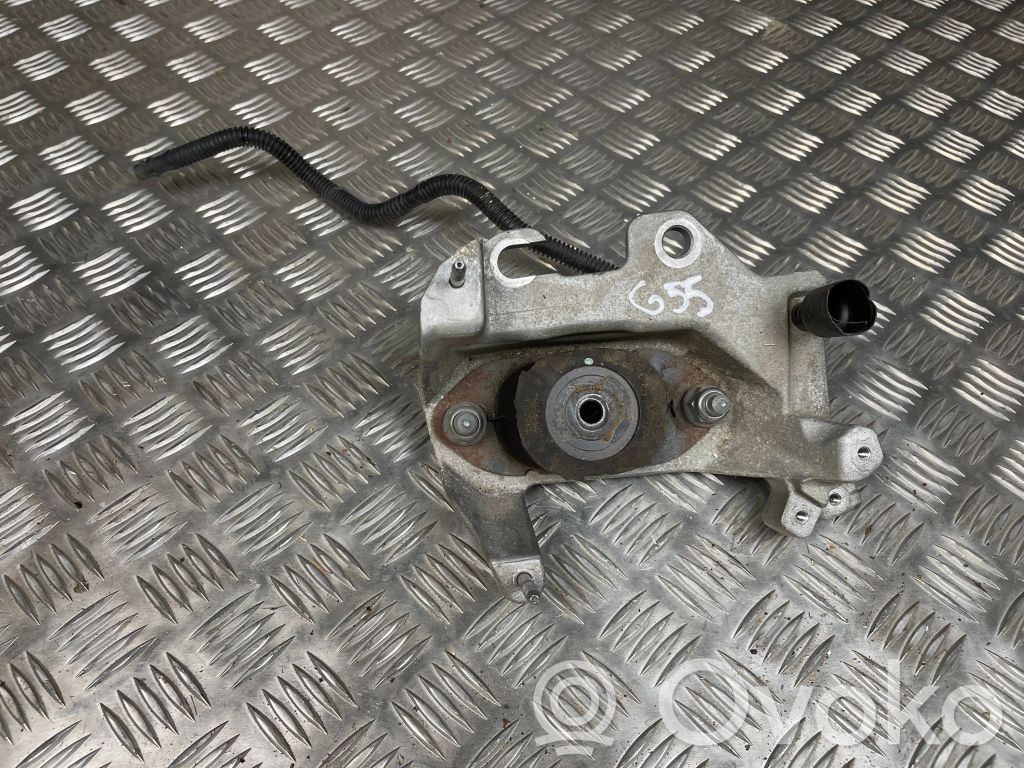 Renault Zoe Engine mounting bracket 