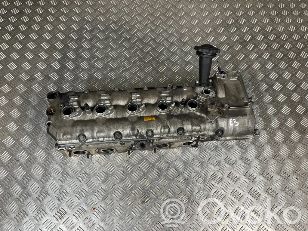 BMW M5 Engine head 