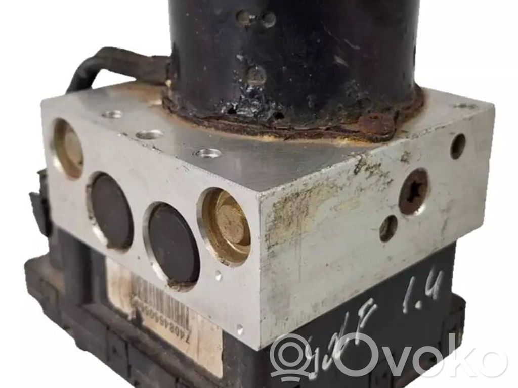 Volkswagen Golf IV ABS Pump 