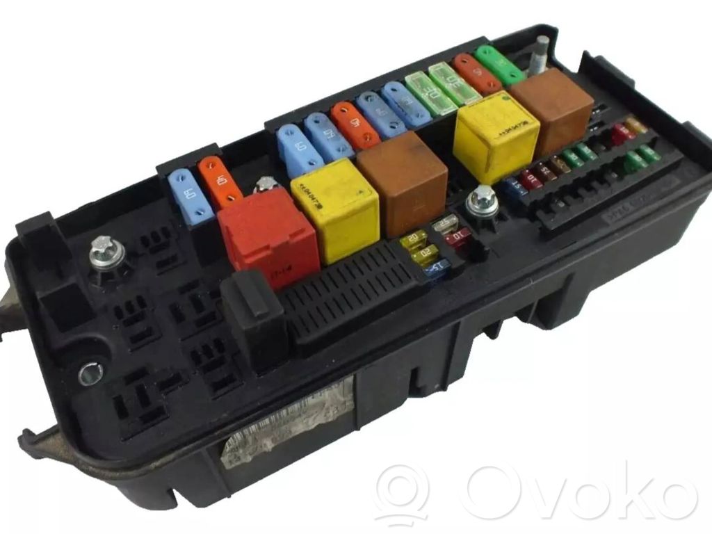 Opel Vectra C Módulo de fusible 