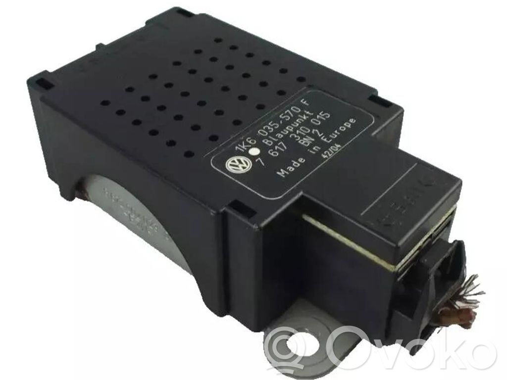 Volkswagen Golf V Aerial antenna amplifier 
