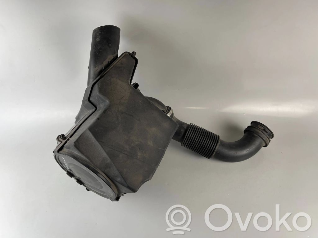 Ford Focus Air filter box 