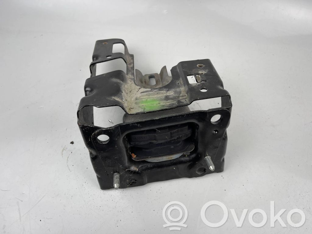 Citroen C3 Engine mount bracket 