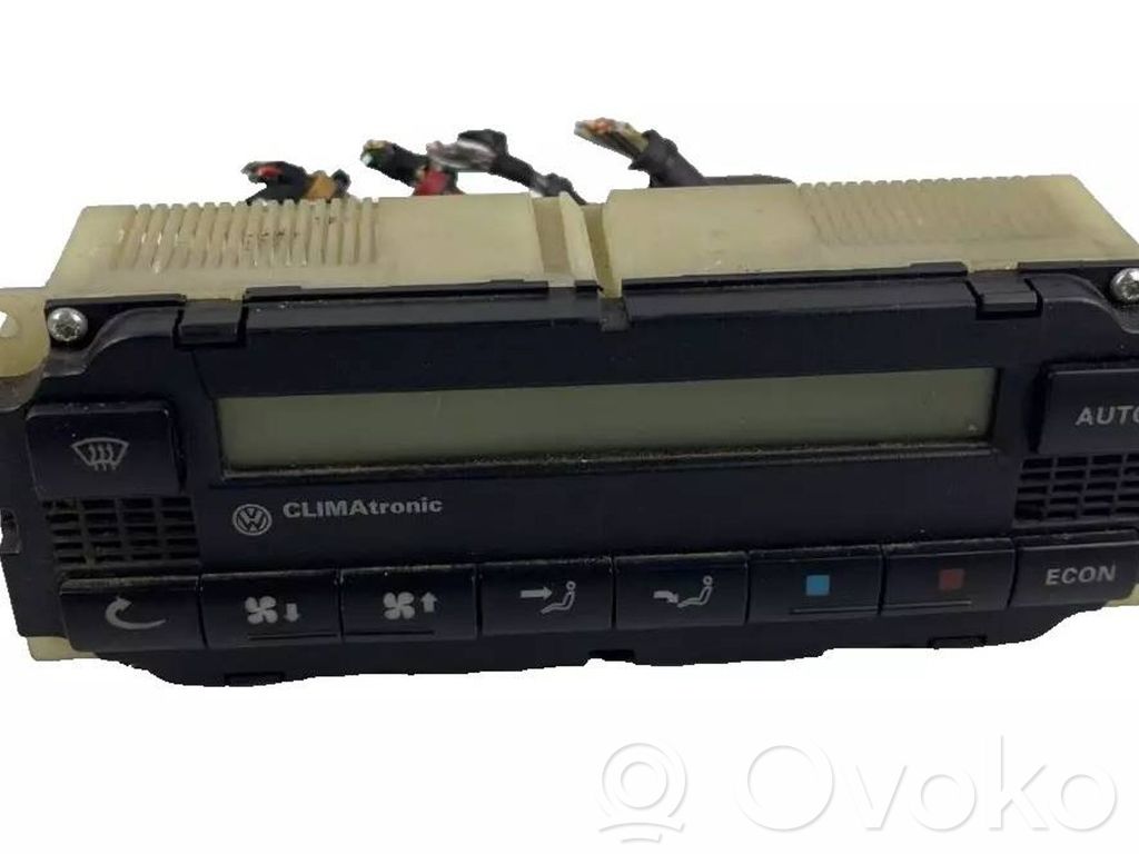 Volkswagen PASSAT B5 Climate control unit 