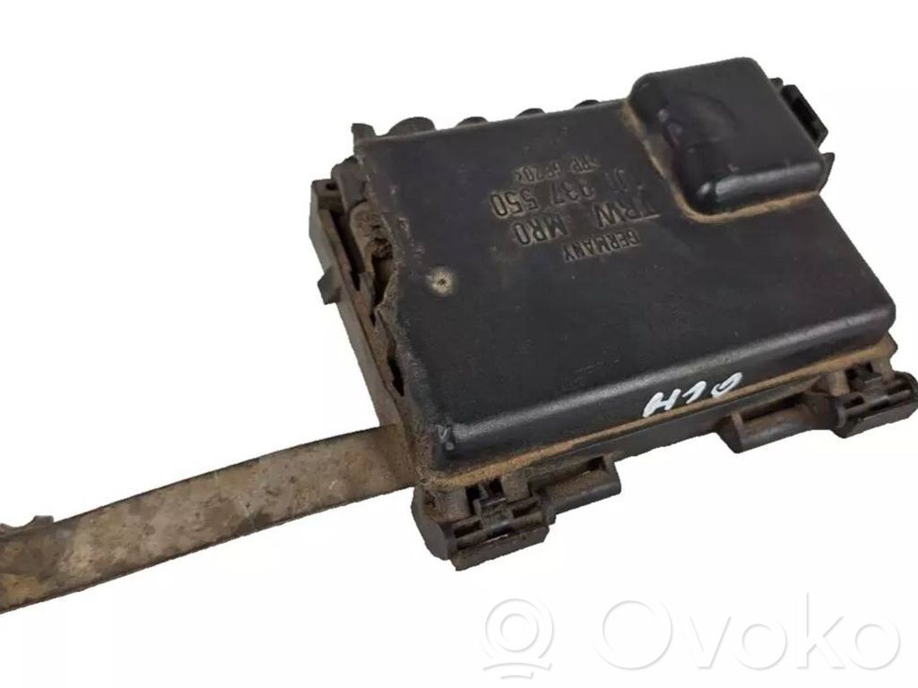 Volkswagen Golf IV Módulo de fusible 